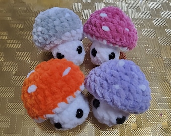 Plush Mini Mushroom Pop