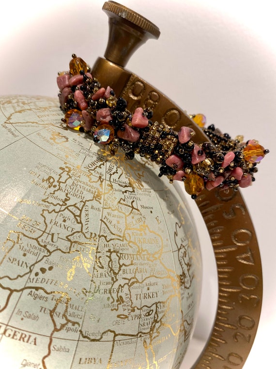 Handmade Vintage Beaded & Stone Bracelet - Sunday… - image 2