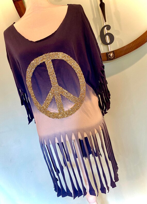 Retro 1960s/70s-inspired Hippie Peace Sign Fringe… - image 1