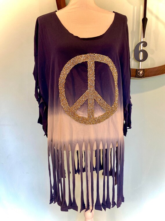 Retro 1960s/70s-inspired Hippie Peace Sign Fringe… - image 2