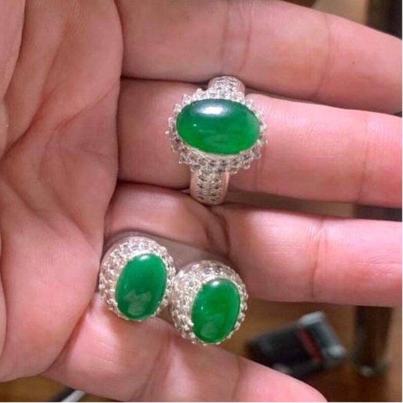 Natural Burma Type A Jadetie Jade M Intense Green Color Loose Gemstone