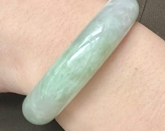 Natural Burmese Grade A Jadeite Jade Bangle, light Green and lavender color, 14.3mm in width and 8.8 mm inlength, Size 53.33mm, 64.51g