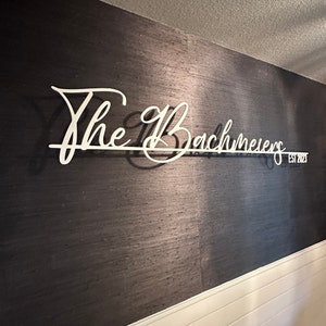 Letrero de metal personalizado para recién casados