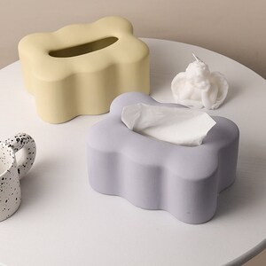 Gracious Goods Square Cream Ceramic Tissue Box Cover in a Metal Base