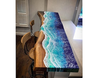 Piano bar in resina a forma di onda oceanica