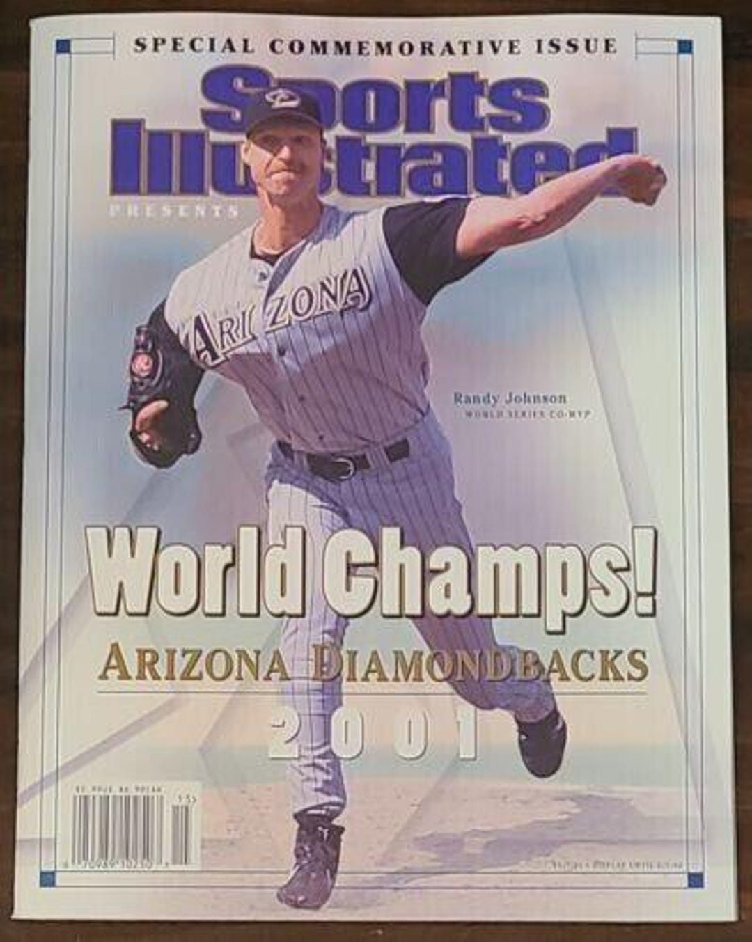 Sports Illustrated Commemorative Issue Randy Johnson 2001 World