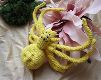 Crochet Pattern Crab Spider Misumena Vatia variable crab spider crochet pattern