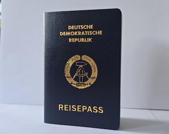 Replica del passaporto DDR / Taccuino Personalausweis Reisepass della Germania dell'Est