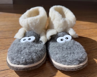 Booties slippers "Dolly" 100% genuine natural sheep wool inside & outside with matted wool felt sole in grey and beige lightweight footwear