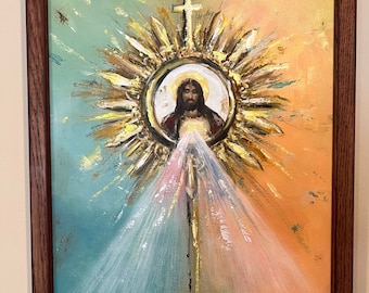 Puede incluir: Una pintura de Jesucristo en un marco dorado. Está representado con una corona de espinas y un corazón atravesado por una espada. El fondo es una mezcla de azul y naranja.