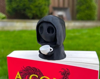 ACOTAR Suriel Geist Figur mit Teetasse: Book Nook Decor
