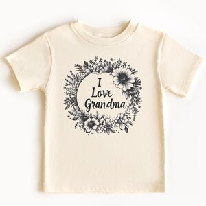 I love Grandma Onesie & Toddler T-Shirt with Cute Family Tutu Baby kids Design Perfect for First Birthdays Special Celebrations Happy Party