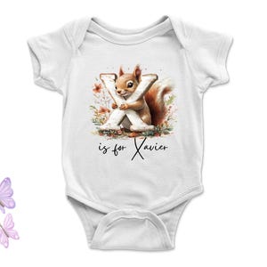 Body de bebé y camisetas para niños pequeños con el nombre personalizado de la letra X del equipo de animales: personalizado con el nombre en letra grande escrita a mano para niños