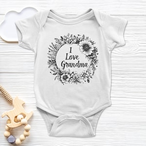 I love Grandma Onesie & Toddler T-Shirt with Cute Family Tutu Baby kids Design Perfect for First Birthdays Special Celebrations Happy Party