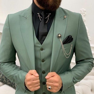 Groomsman sage green 3 piece suits Vintage bespoke Suit Men Stylish Slim Fit Elegant Suit Men 3 Piece Suit Men green suits casual 3 piece