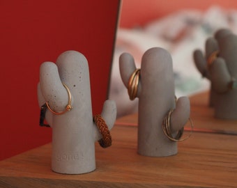 CACTUS - Porte-bijoux en béton