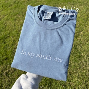 Personalized Comfort Colors T-Shirt, Custom Embroidered T-Shirts, Embroidered Comfort Colors Tee, Custom Embroidery, Mother&#39;s Day Gift