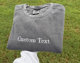 Comfort Colors Sweatshirt mit individueller Stickerei, Rundhalsausschnitt mit individueller Textstickerei, personalisiertes Geschenk