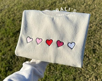 Niedliche Mini Herzen bestickt Rundhalsausschnitt, Valentinstag Rundhalsausschnitt, Mini Herzen, Geschenk für sie, niedlicher Rundhalsausschnitt, rosa Girly Geschenke, Geschenkideen für sie,