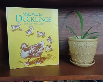 Vintage 1950s Childrens Book Make Way for Ducklings Robert - Etsy