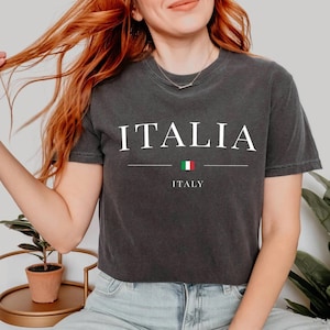 Italia Shirt Gift For Friend, Italia Friends Shirt, Vacation Travel in Italy Lover,Italian Style,Italy Trip Tee, Gift For Traveller