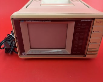 Vintage ge Spacemaker Color TV AM/FM Radio Portable 5' Screen Repair Or Parts