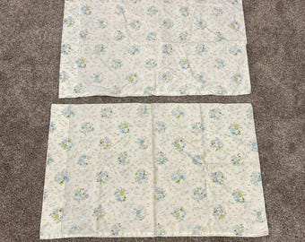 VTG 2 Cannon Monticello Muslin Standard Pillowcases Floral Boho Hippy Mod USA