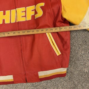 VTG 90s Mirage Kansas City Chiefs NFL Leather Jacket Mens M Heavy Coat Bild 4