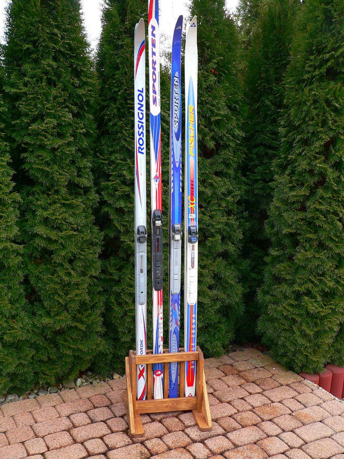 Support à Skis En Bois StoreYourBoard - Pour 4 Paires, Montage Murale - Rangement Garage, Maison (Naturel)