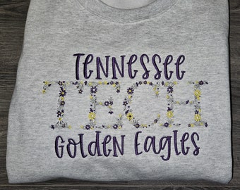 Tennessee Tech con bordado floral