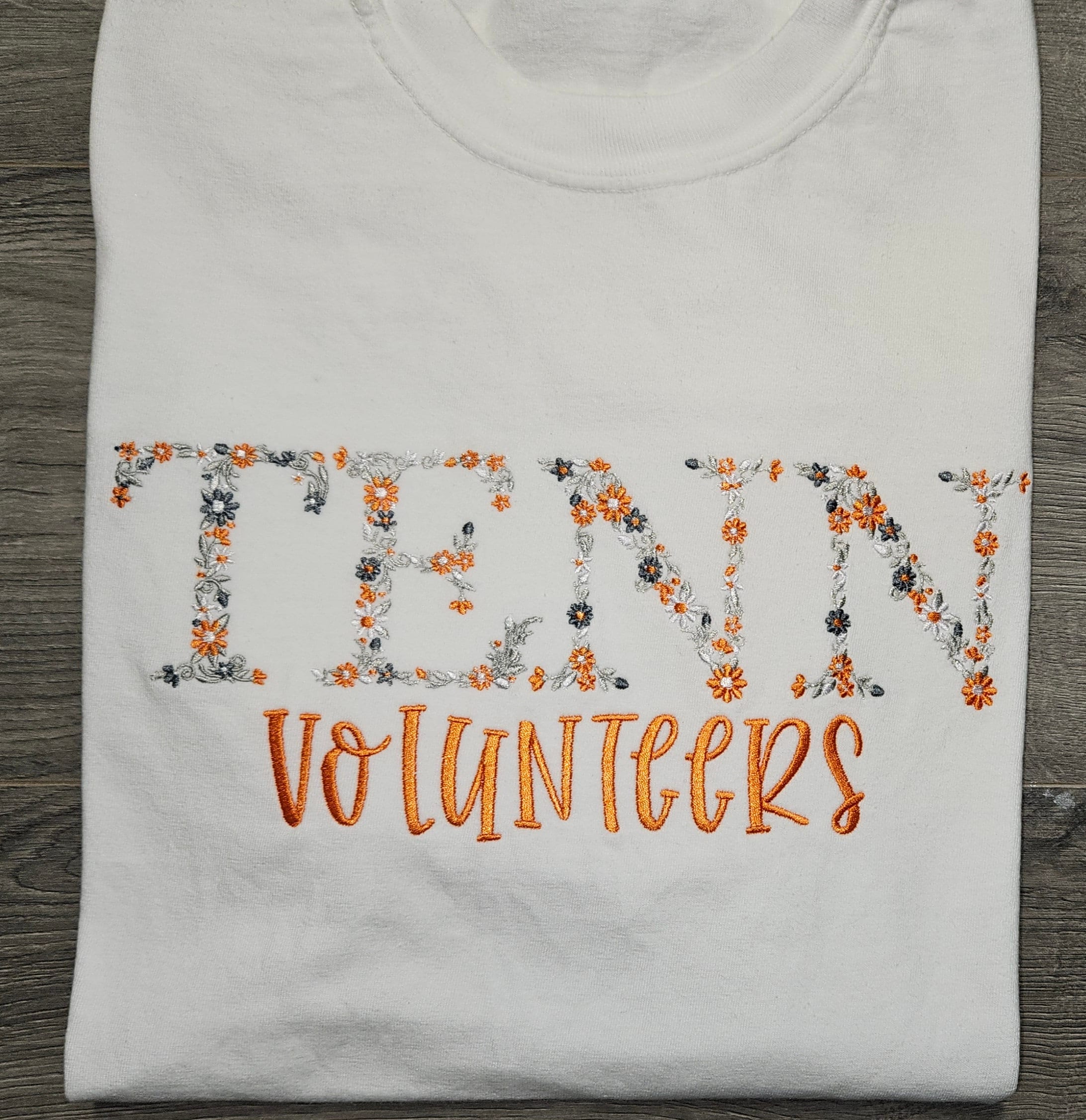 LivyLu Tennessee Vols Classic Cropped Tee main image 1