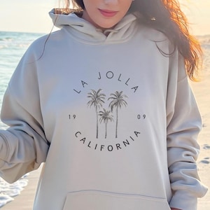 La Jolla Hoodie, La Jolla Hooded Sweatshirt, Unisex Hoodie, La Jolla Fashion, Casual Wear, Beach Vibes, Gift for Him/Her, California Sweater