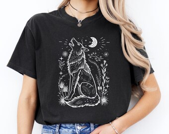 Wolf T-Shirt, Howling Wolf Comfort Colors Shirt, Spirit Animal Shirt, Totem Animal Shirt, Wolf Tshirt, Spirit Animal Wolf Western Boho Shirt