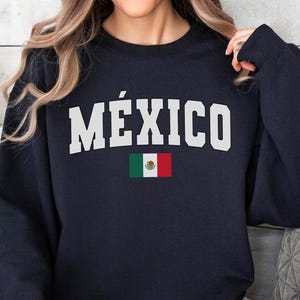 Mexico Sweatshirt, Mexico Sweater, Mexican Crewneck Pullover, Mexican Flag, Mexico Gift, Travel Sweater, Mexican  Souvenir, Mexican Trip Top