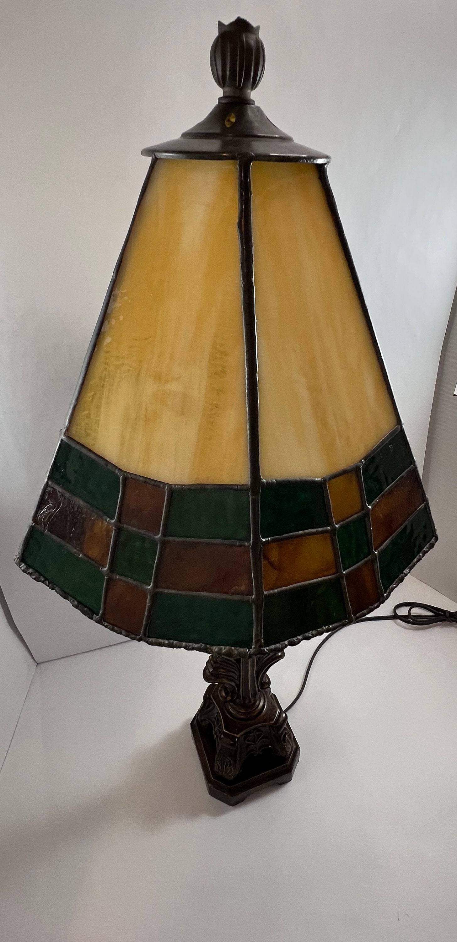 Tiffany Mission Style Stained Glass Table Lamp Shade & Lamp green ...