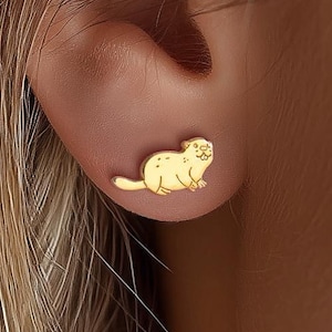 24k Gold Filled Beaver Stud Earrings: Dainty Animal Jewelry