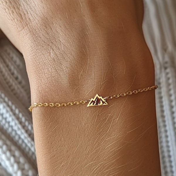 24k Gold Filled Mountain Bracelet · Nature Travel Jewelry · Minimalist Dainty Mountain Charm · Wanderlust Winter Jewelry · Snowboard Gift