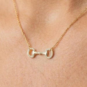 Halsband med bett i 24k guld
