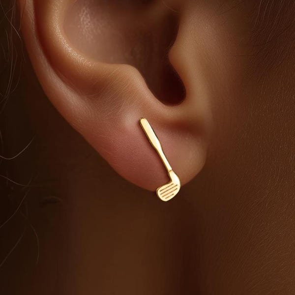 24k Gold Fill Golf Club Stud Earrings: Golfer Jewelry