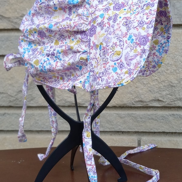 Toddler size prairie bonnet