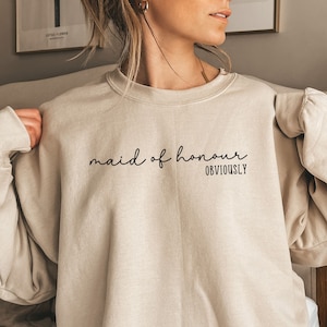 Maid of honor crewneck sweatshirt, Maid of honour gift sweater Bridesmaid proposal Bridal party gift, Minimalist MOH Bachelorette Sweatshirt