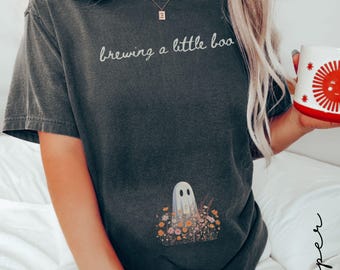 Halloween Pregnancy Announcement Shirt, Spooky Pregnancy Reveal Tshirt, Boho Ghost Maternity Sweatshirt, Baby Reveal Gift for Mom To Be