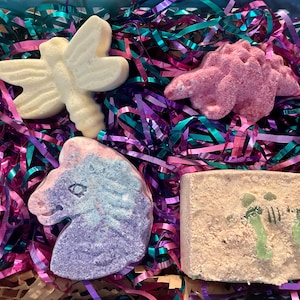 Mochi Squishy Bath Bomb Variety Pack- Dye Free Bath Bombs- Surprise Toy Bath Bombs- Natural Kids Bath Bombs for Sensitive Skin-Bath Time Fun