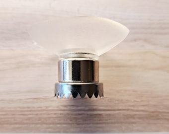 Soap Magnet Stainless Steel, Soap and Space Saver, Self Draining Suction Cup Soap Holder, Bathroom Organizer