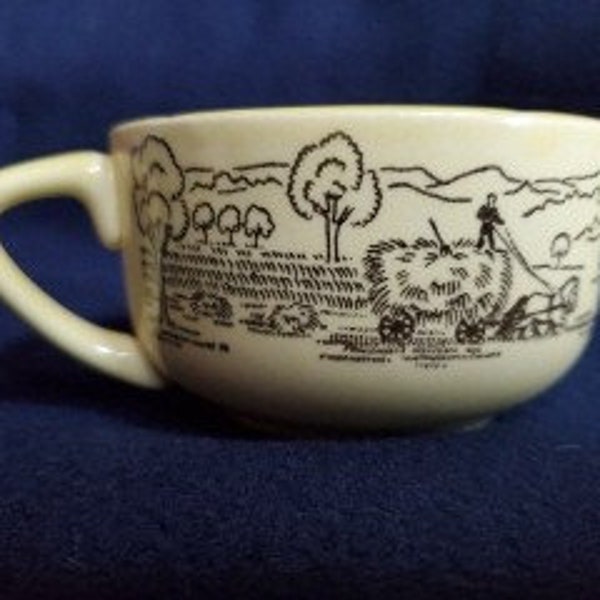 Low cup and saucer set