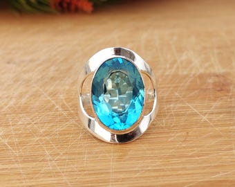 Handmade Oval Blue Topaz Ring: 925 Sterling Silver Band