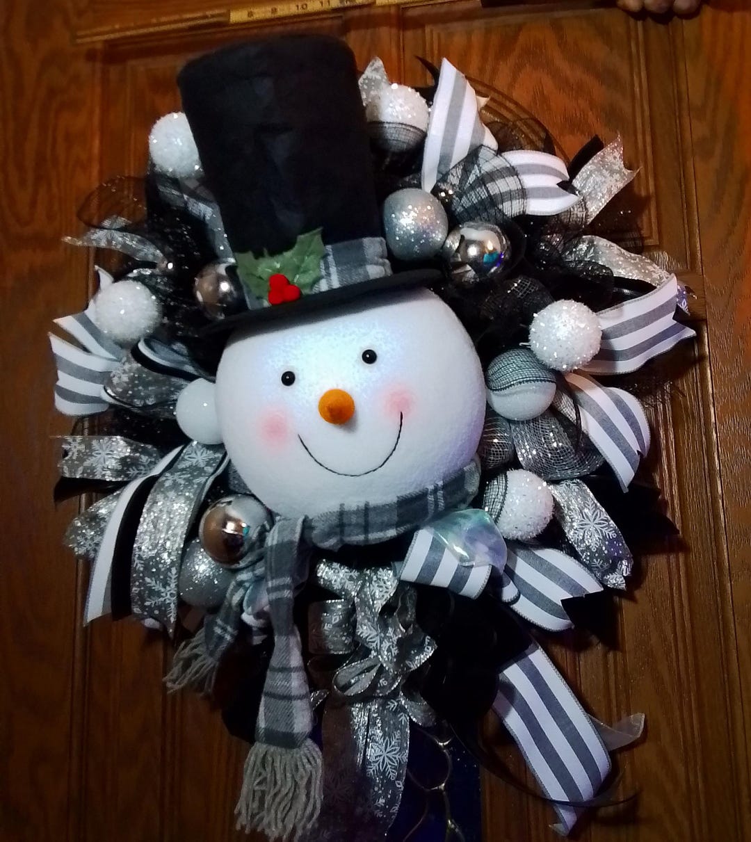 Christmas Snowman Front Door Wreath, 3D Snowman Head Wreath, Black ...