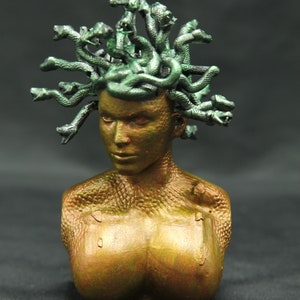 Medusa bust in resin - MADE TO ORDER
