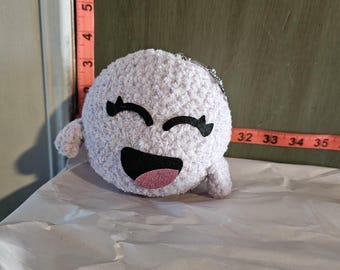 Llavero de fantasma Boo de ganchillo, llavero de peluche de Halloween