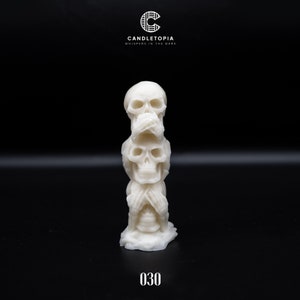 Evil Skeleton, Handmade Skull Candle, Dark and Scary Candle, Halloween Gift, Soy Wax, Unscented, Gothic Decoration, Fall Decor, Ghost